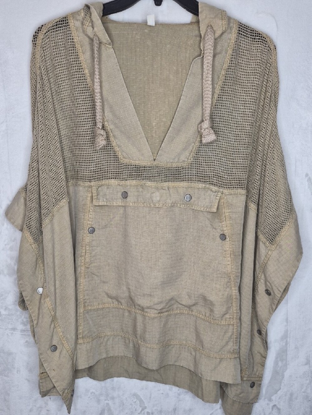 FP Movement Tan Mesh Knit Oversized Hooded Poncho Pullover M - Picture 3 of 10